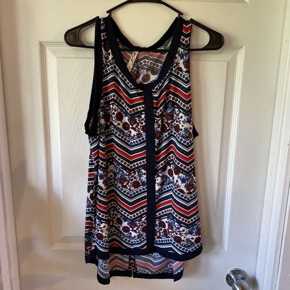 Andrea Missy Blouse Women’s Large Sleeveless Chevron Floral Colorful Slit Bottom